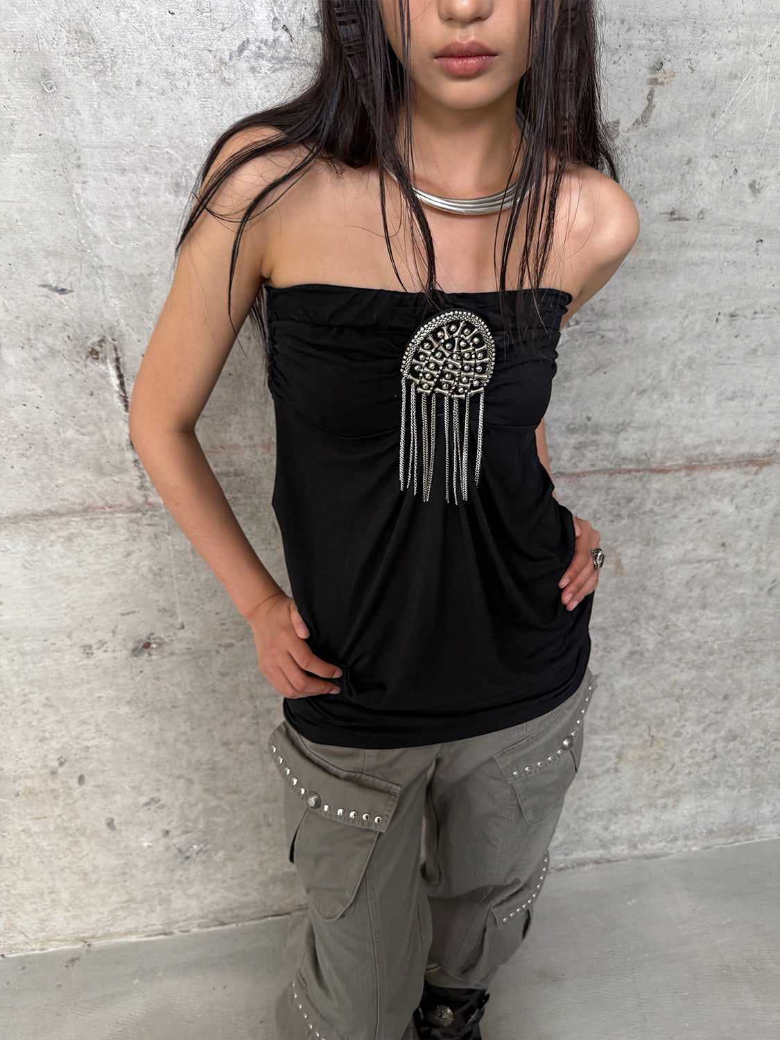 Metal Buckle Decoration Tube Top DOU0136