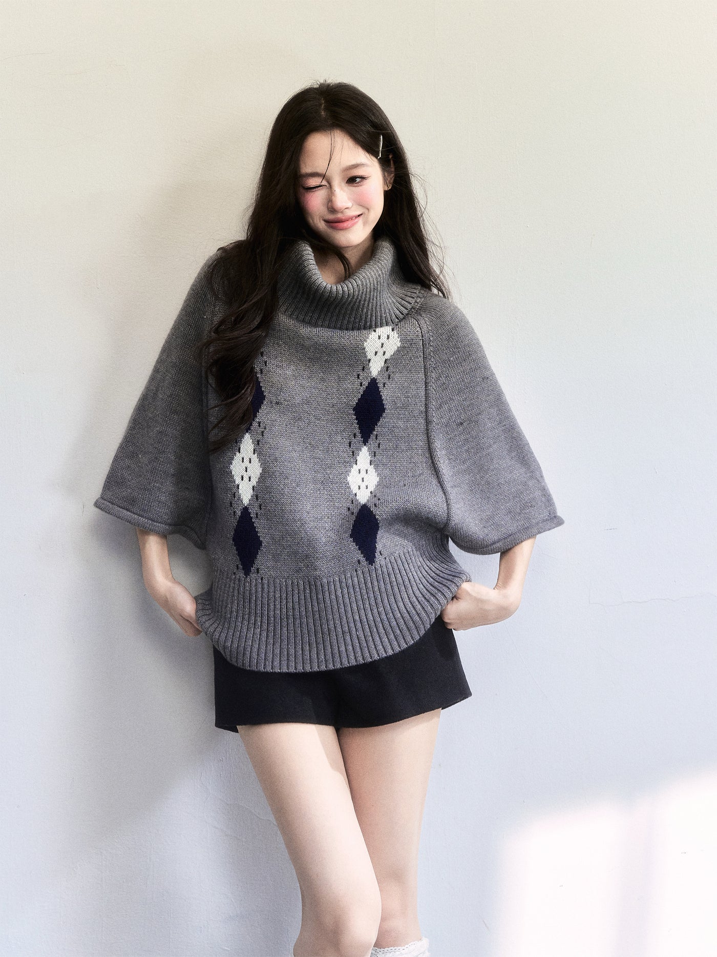 Diamond-patterned Retro Sweater FRA0505