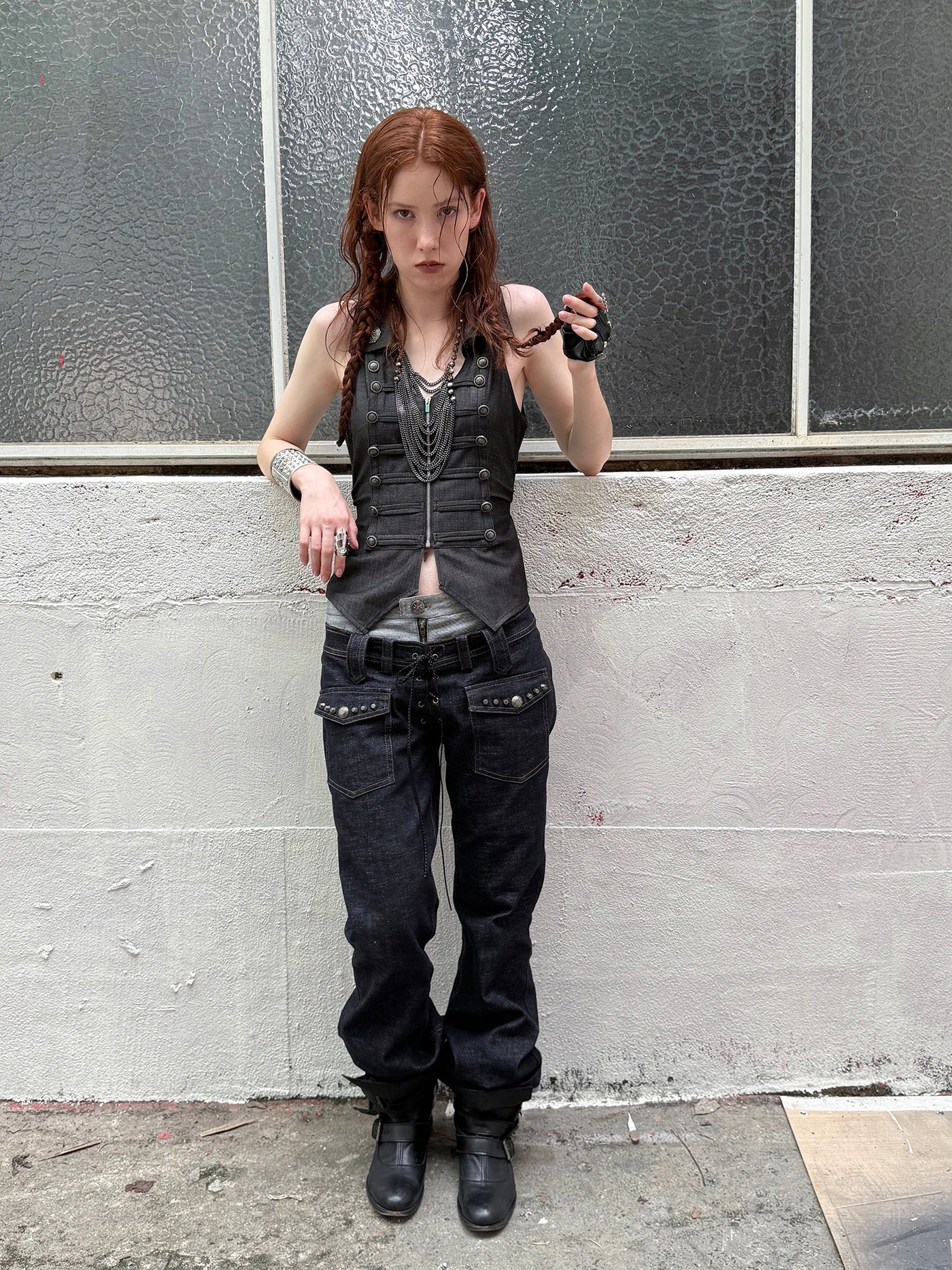 V-neck Metal Slim Zipper Vest DOU0131