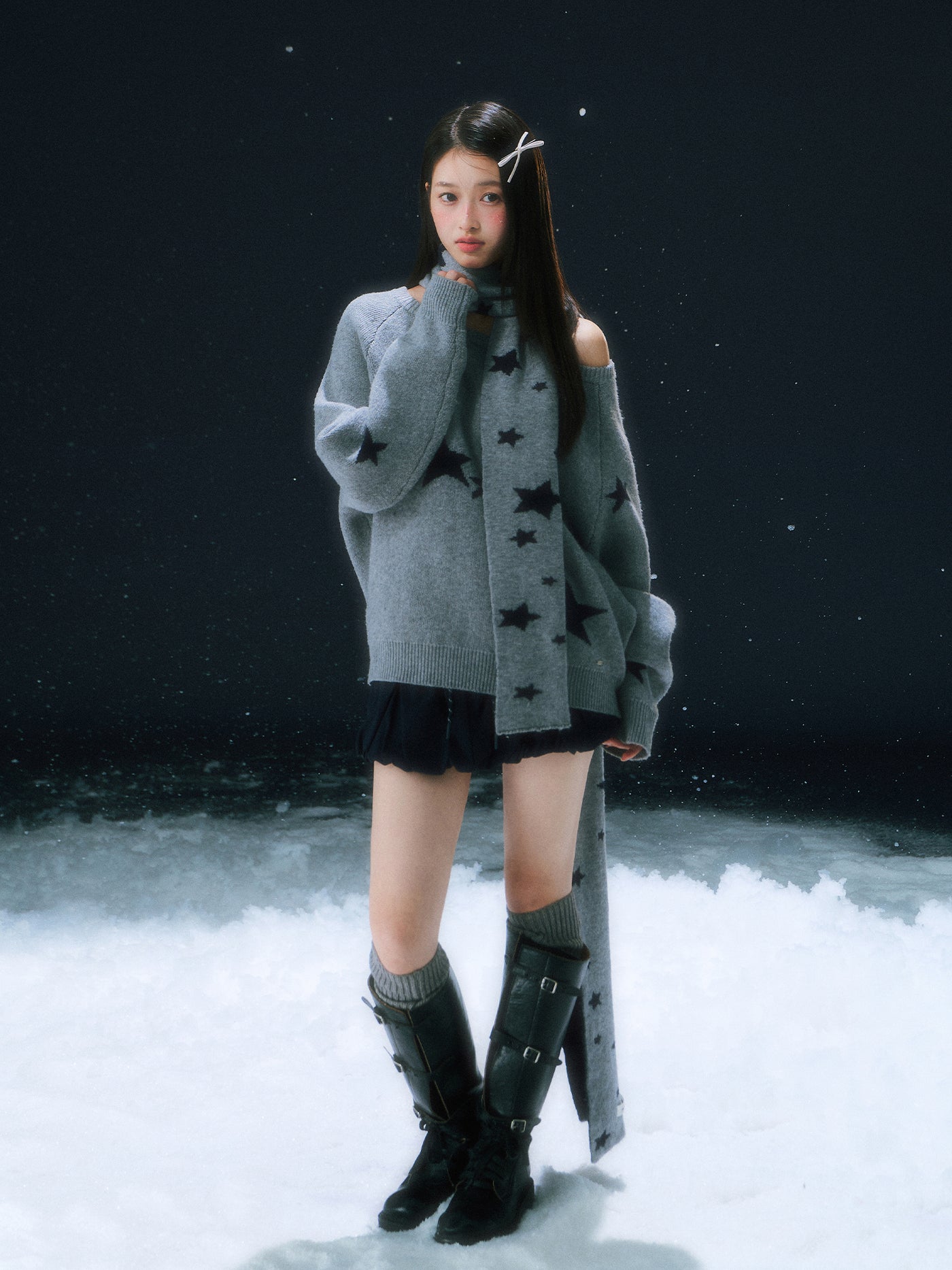 Star Jacquard Off-Shoulder Sweater WEE0105