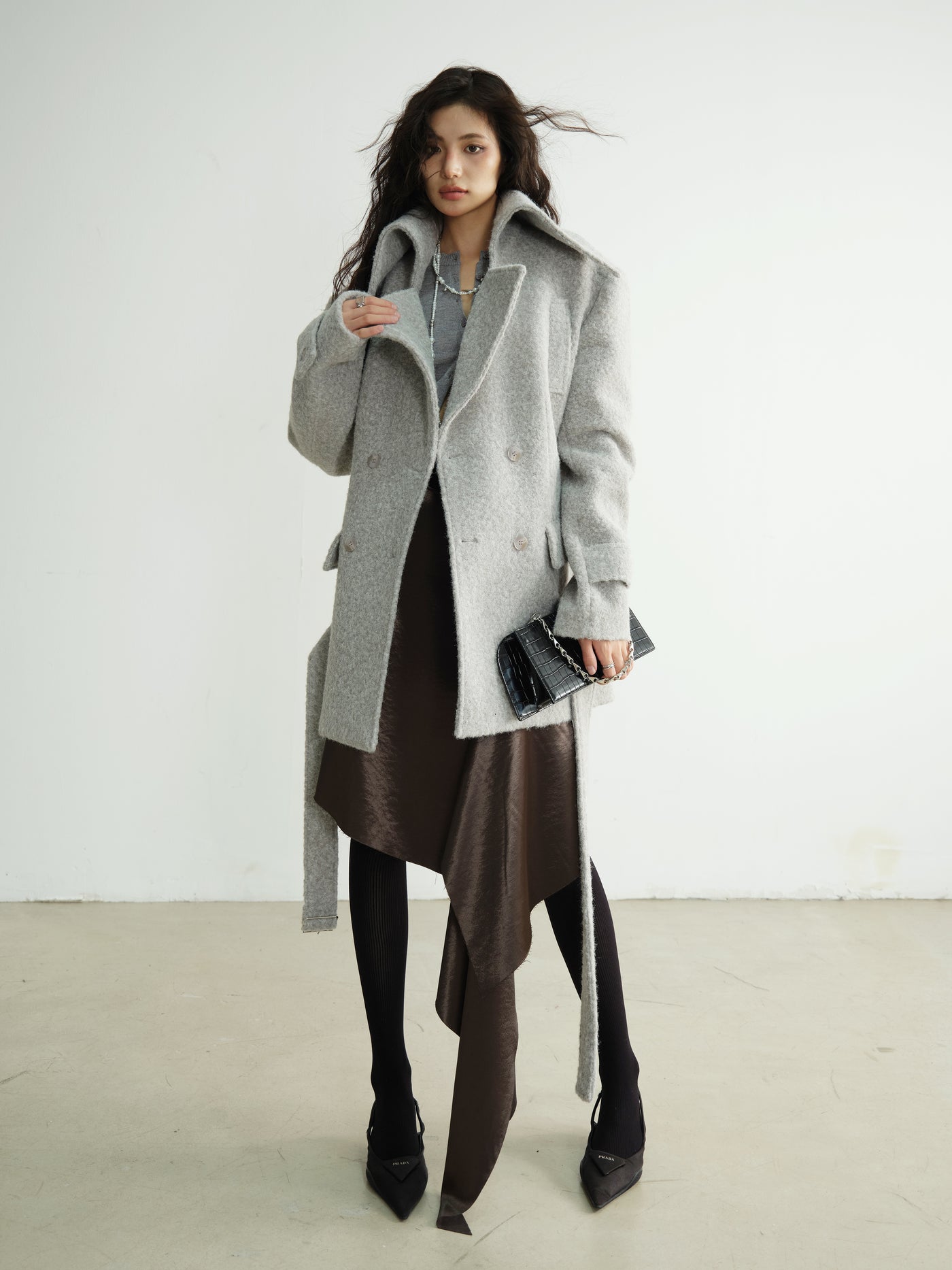 Large Stand-up Collar Gnderless Light Gray Woolen Coat JNY0185