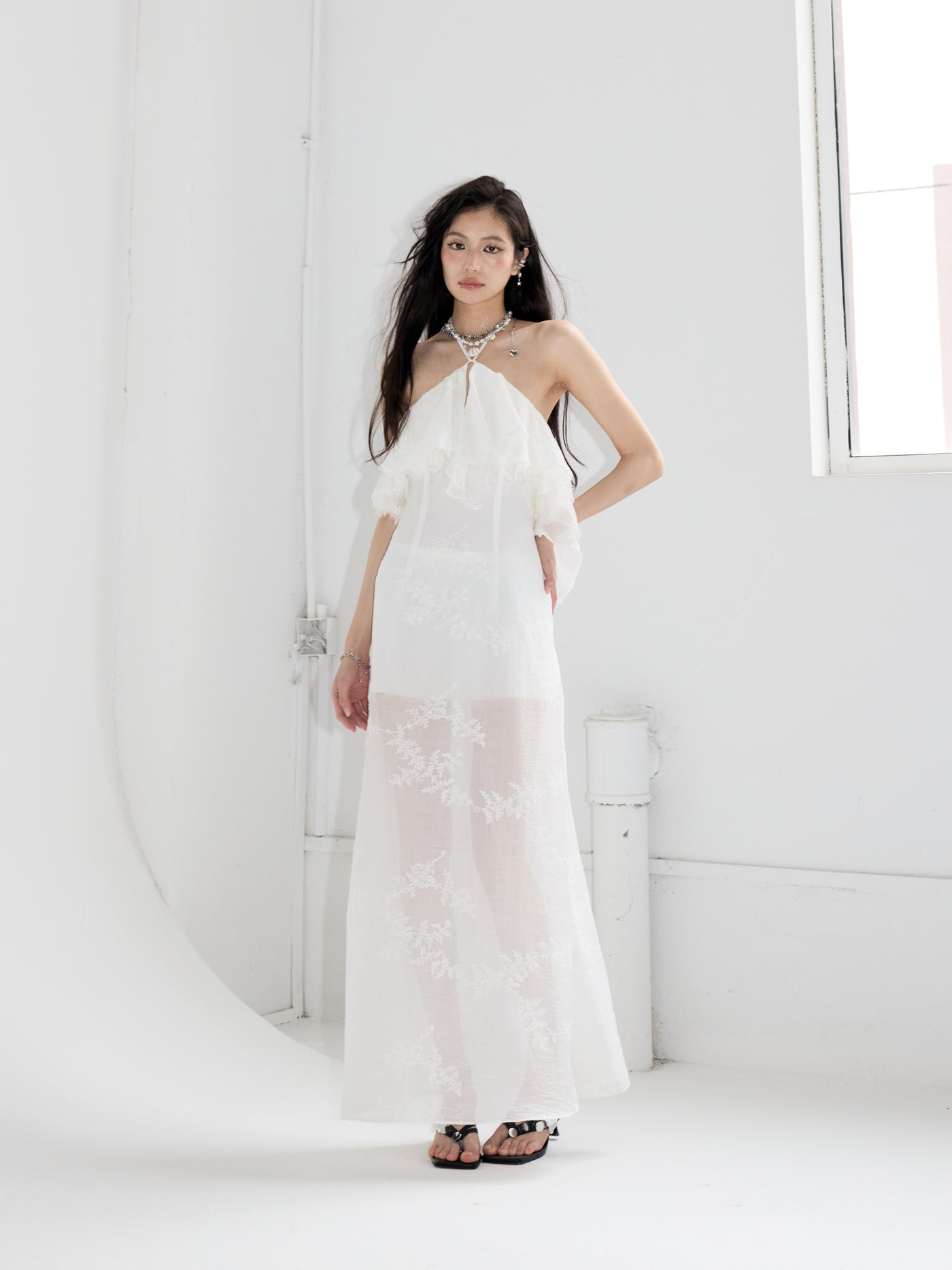 Embroidery Off-shoulder Halter Dress JNY0233
