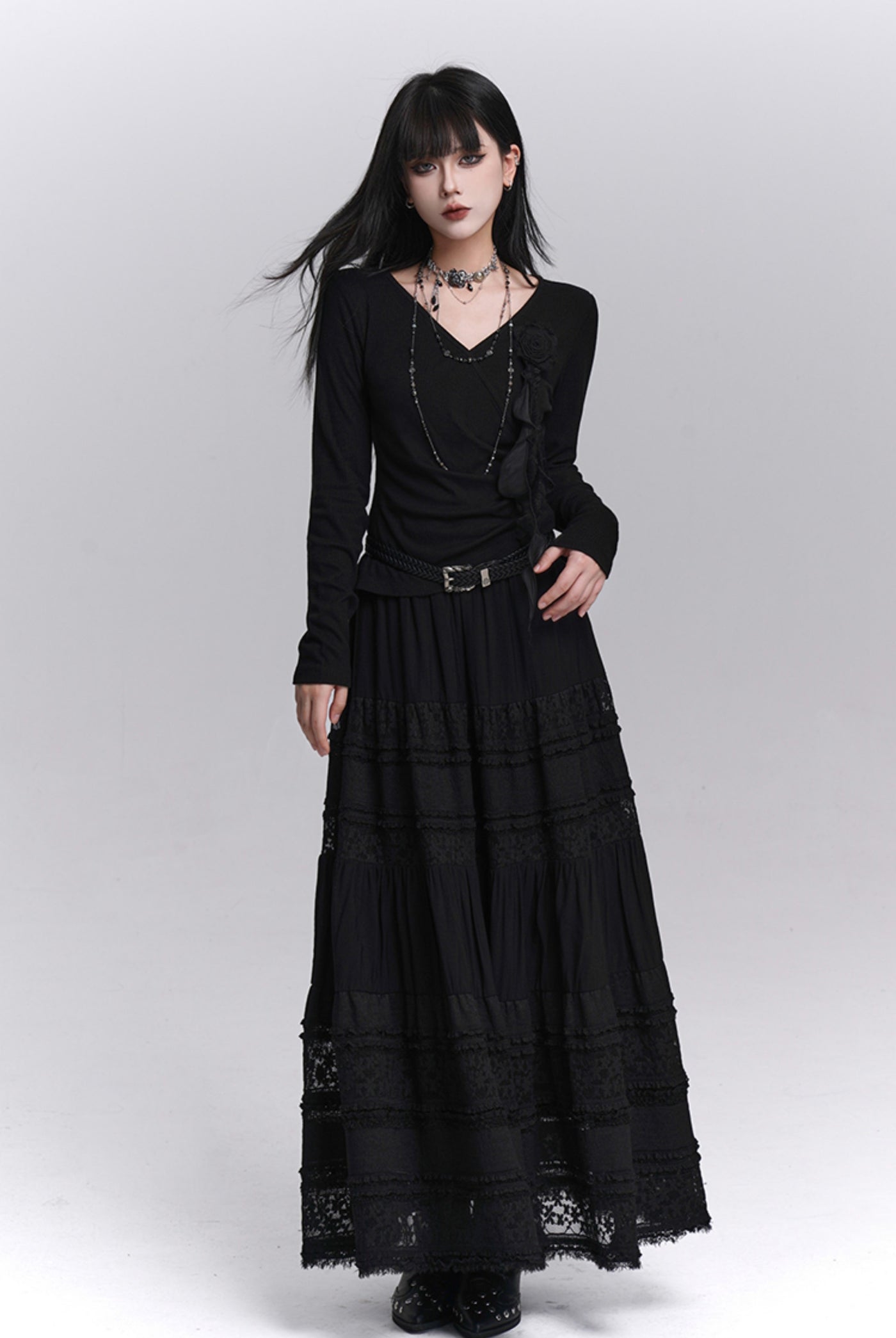 Stylish Rose Black Long-Sleeved Top LAD0236