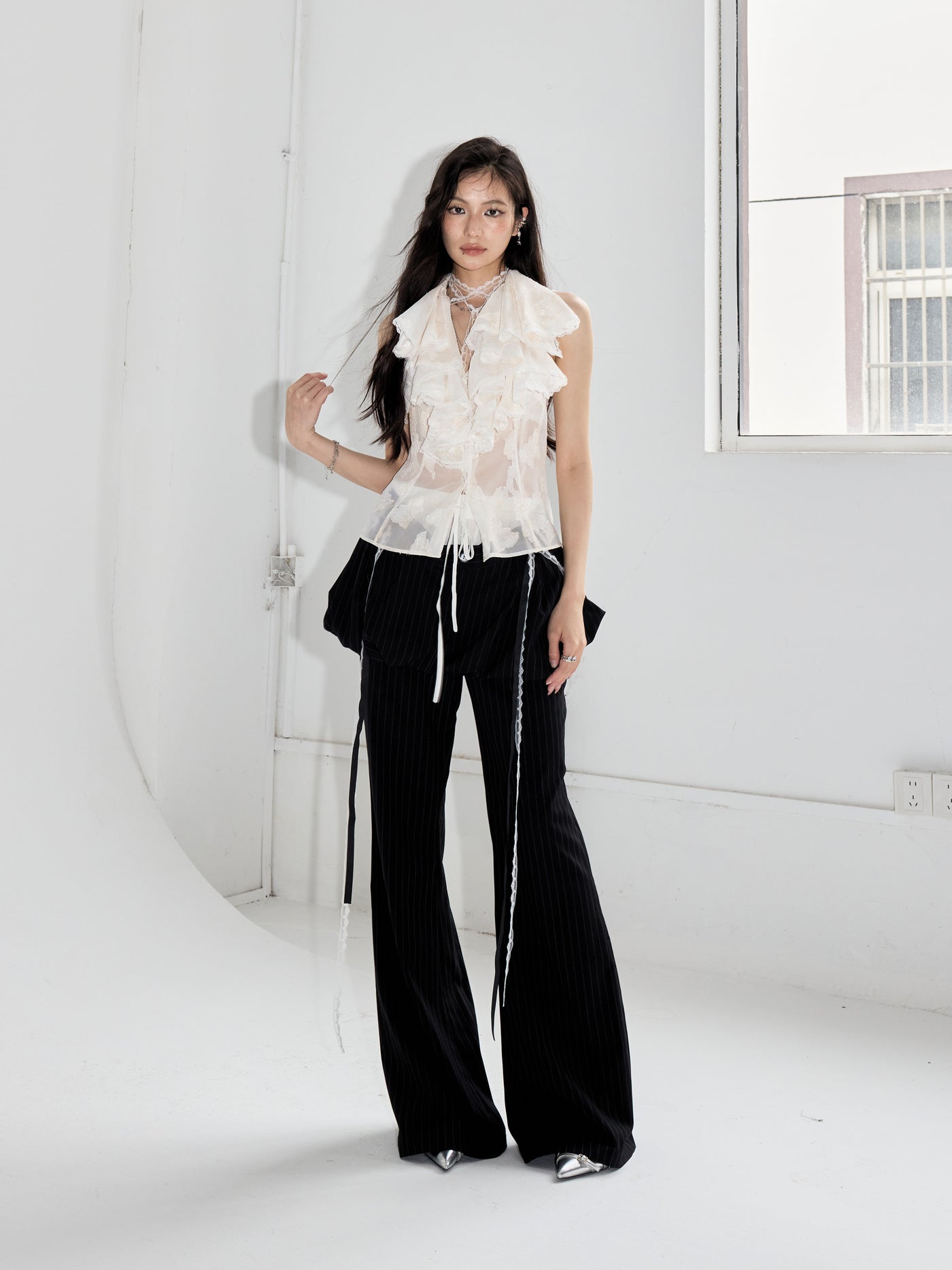 Butterfly Ruffled Backless Top JNY0232
