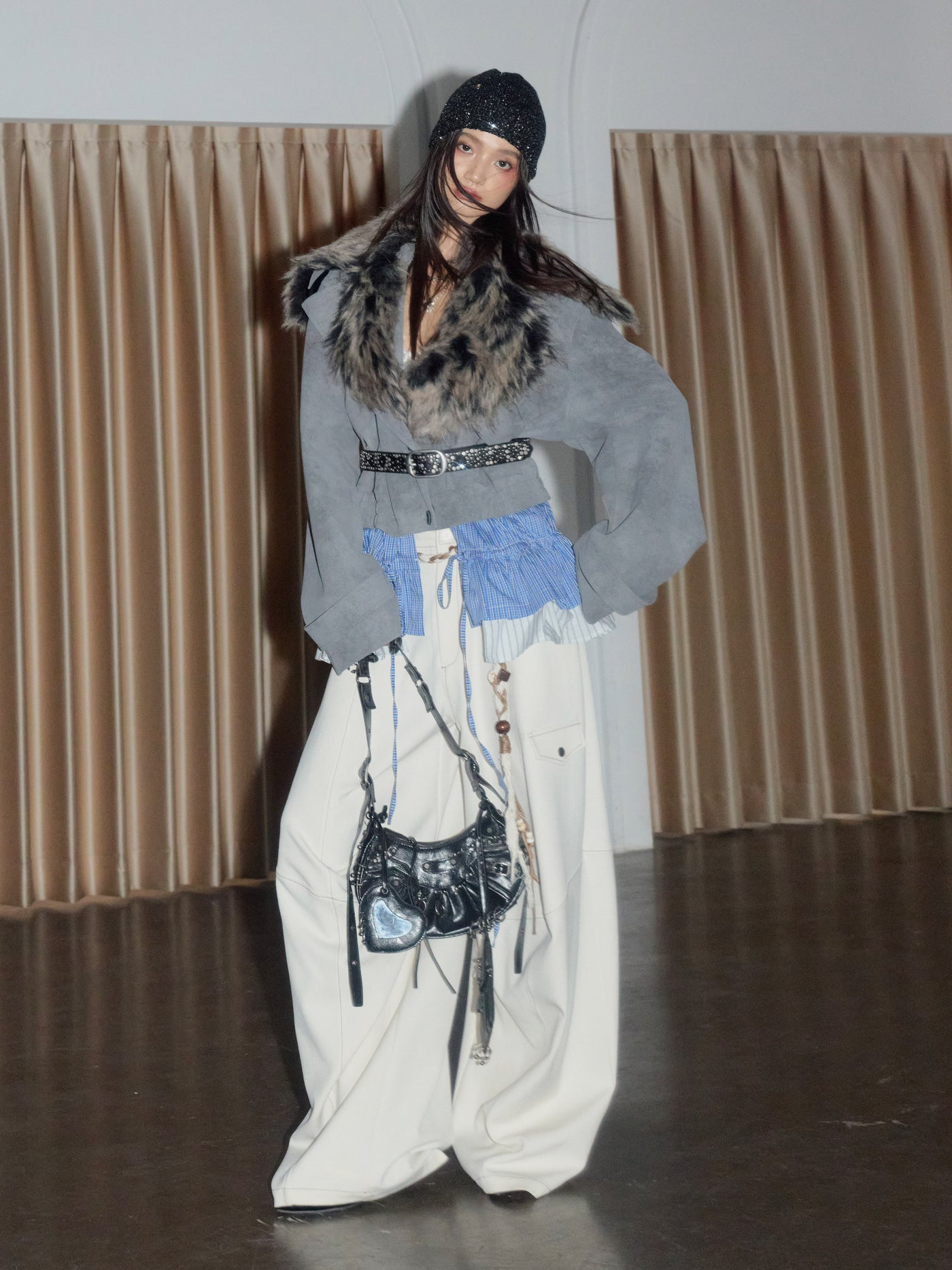 Relaxed Casual Curved Pants JNY0275