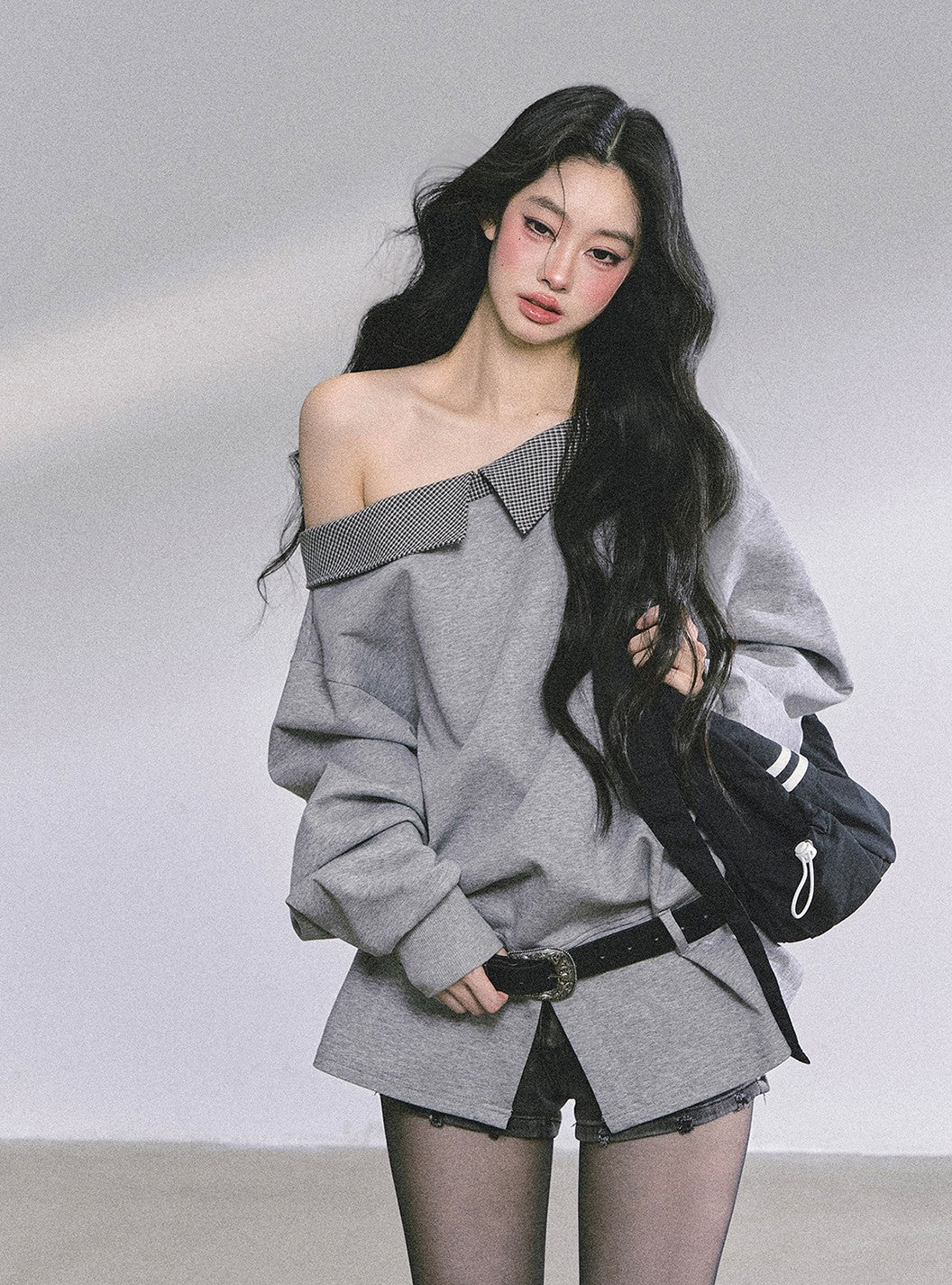 Oblique Shoulder Plaid Sweatshirt DIA0585