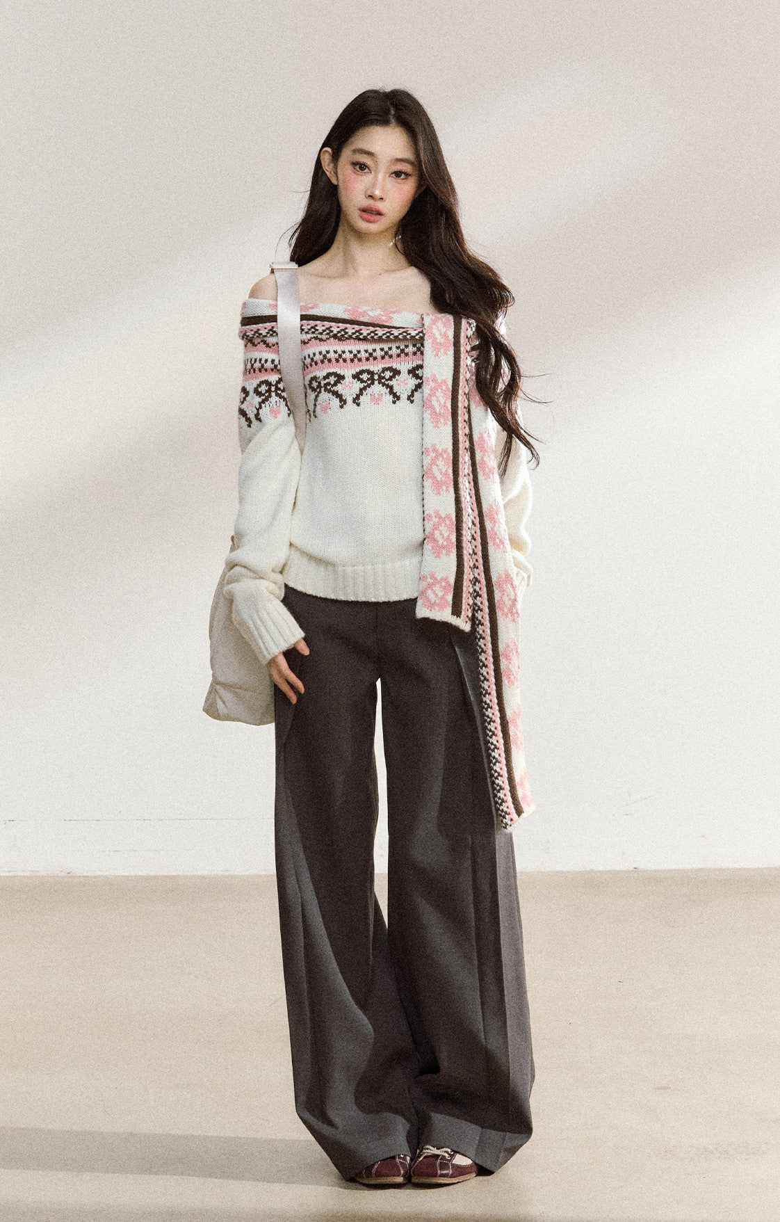 White Off-shoulder Jacquard Sweater SHI0219