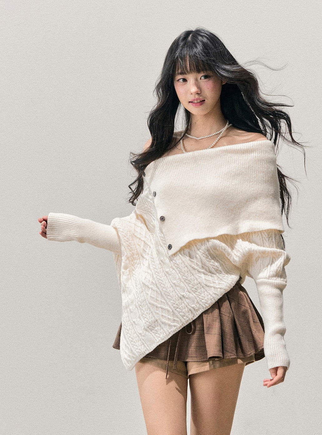 Off-shoulder Irregular Sweater DIA0721