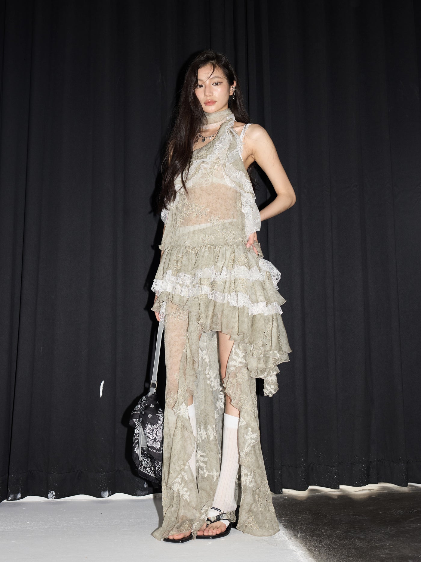 Ruffles Embroidery Cake Dress JNY0226