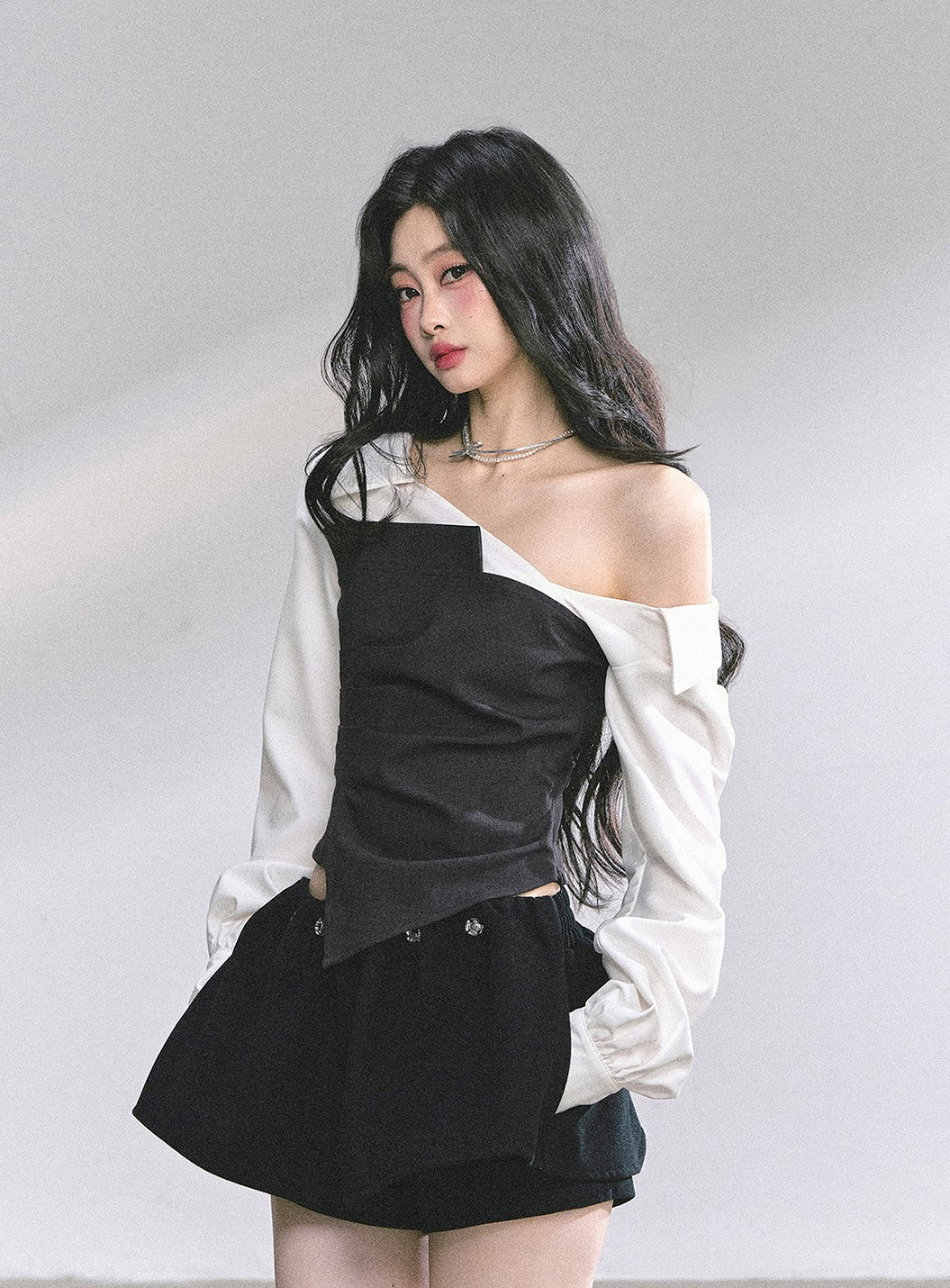 Fake Two-piece Off-shoulder Shirt DIA0556