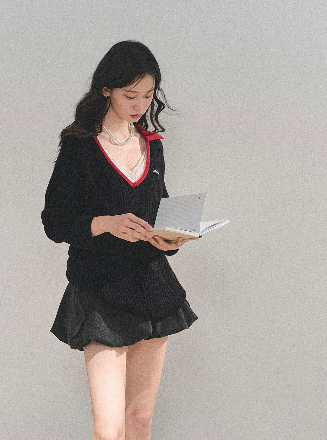 Large V-neck Casual Sweater DIA0726