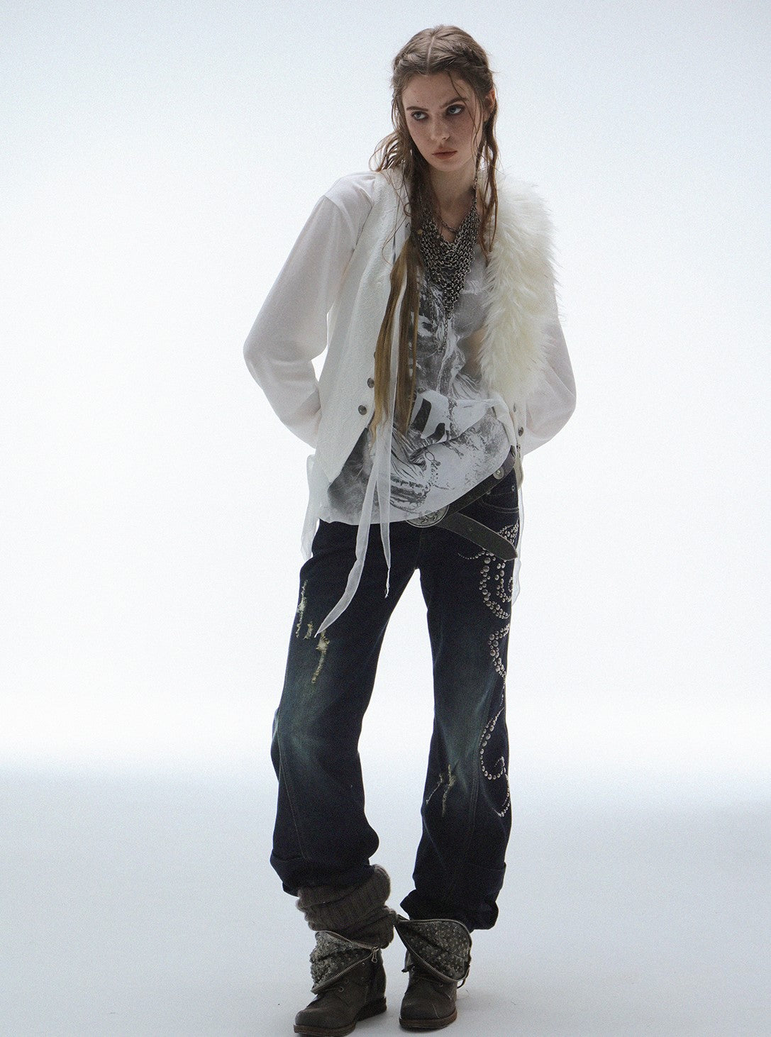 Flared Diamond-ripped Jeans DOU0123