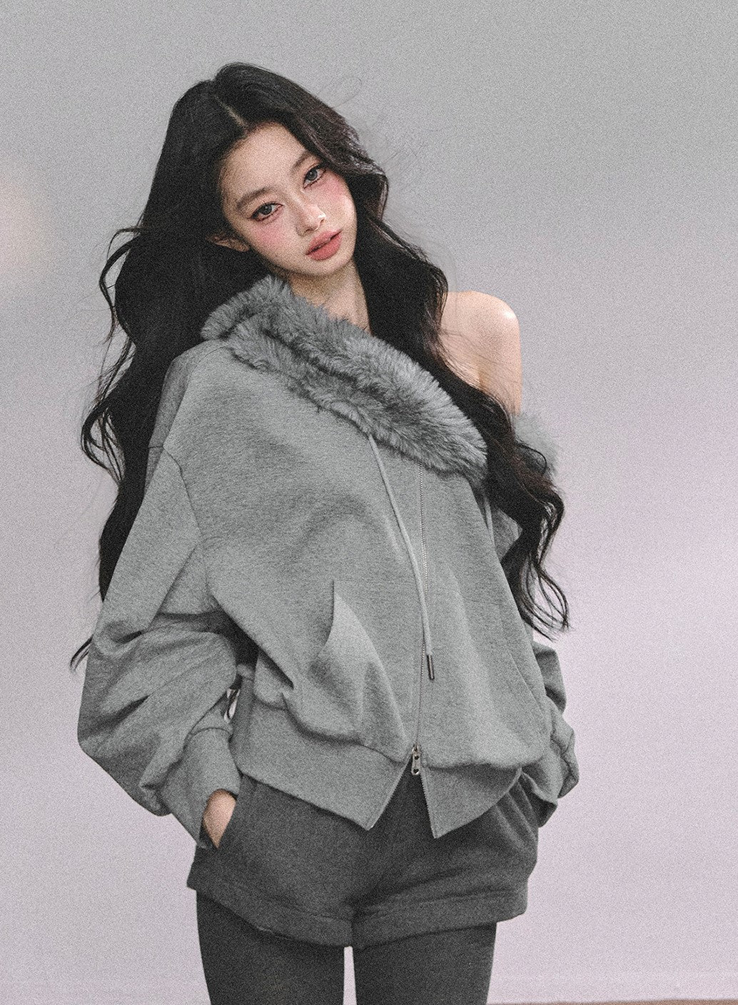 Fur Collar Sweatshirt/Shorts DIA0624