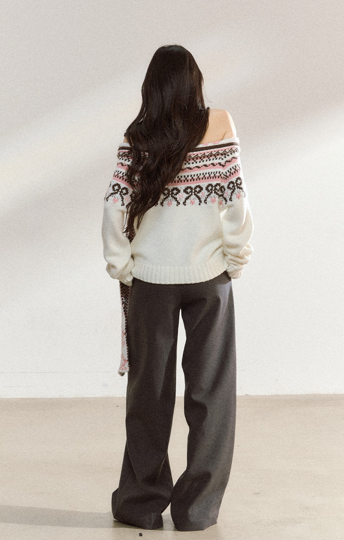 White Off-shoulder Jacquard Sweater SHI0219