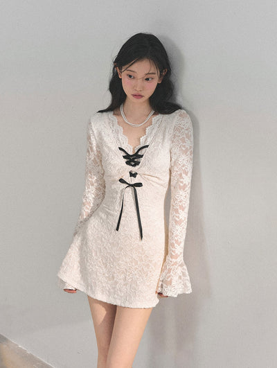 V-neck Long-Sleeved Lace Dress DIA0727