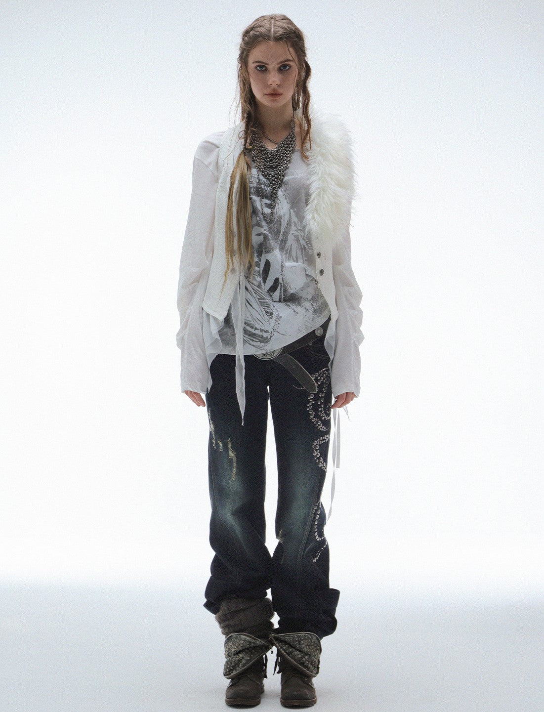 Flared Diamond-ripped Jeans DOU0123