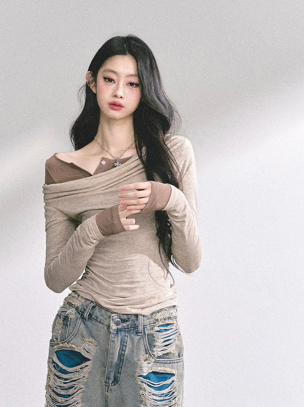 Fake Two-piece Off-shoulder T-shirt DIA0546