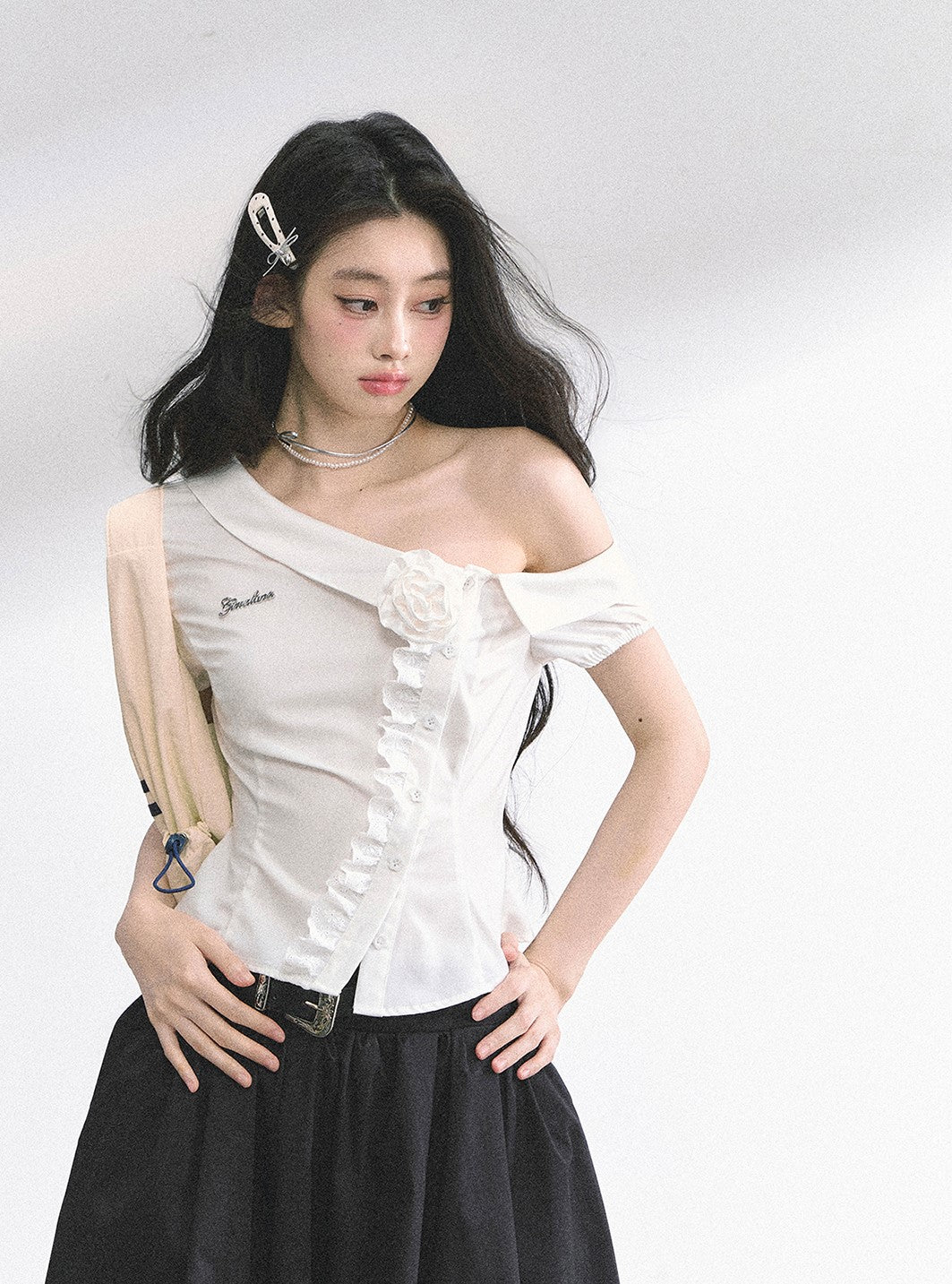Lace Off-shoulder Flower Shirt DIA0524