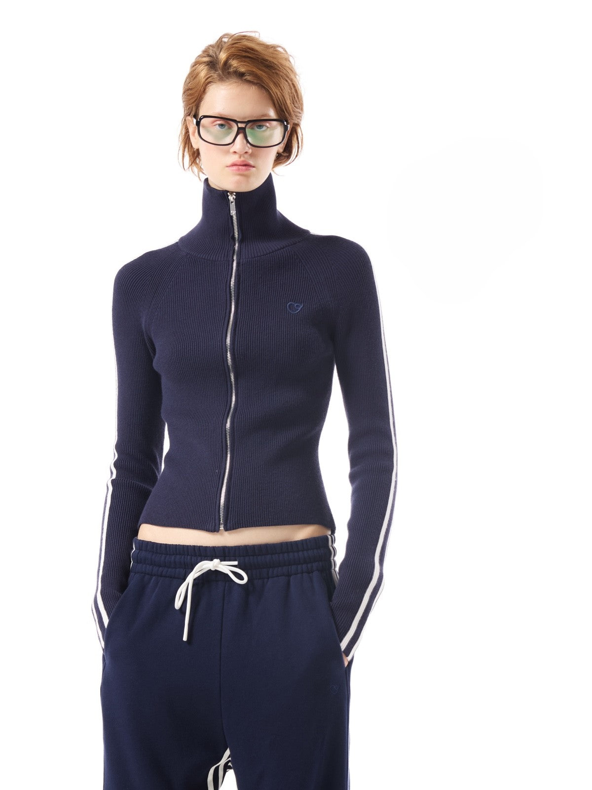 Stand Collar Skinny Zipper Sweater AOA0042