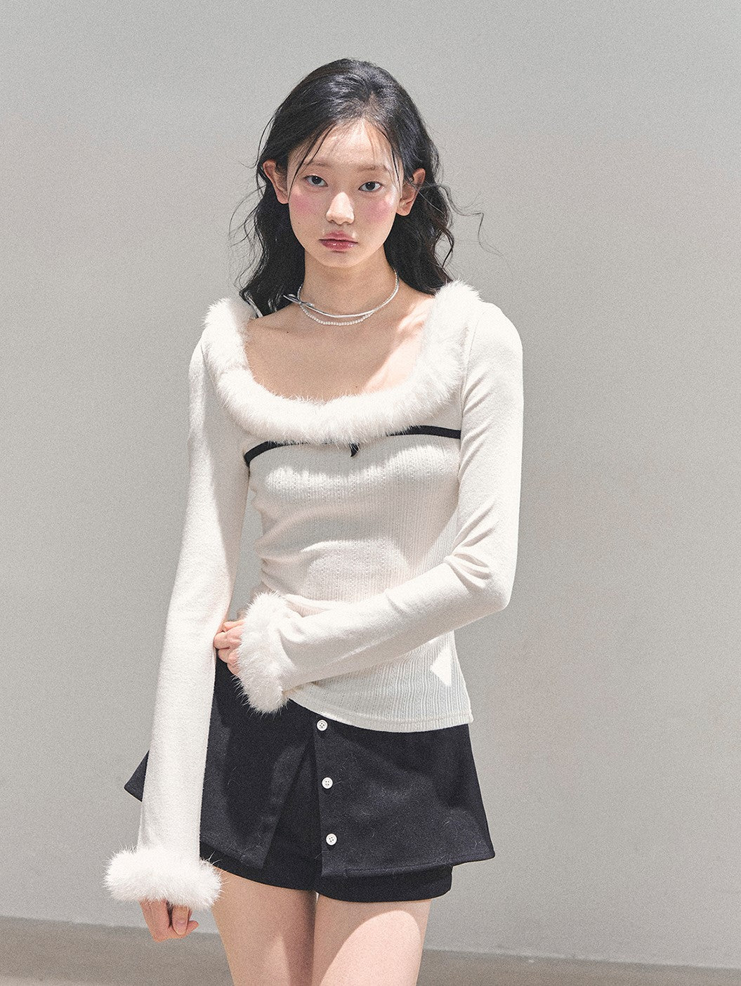 Moonlight Plush Slim Sweater DIA0703