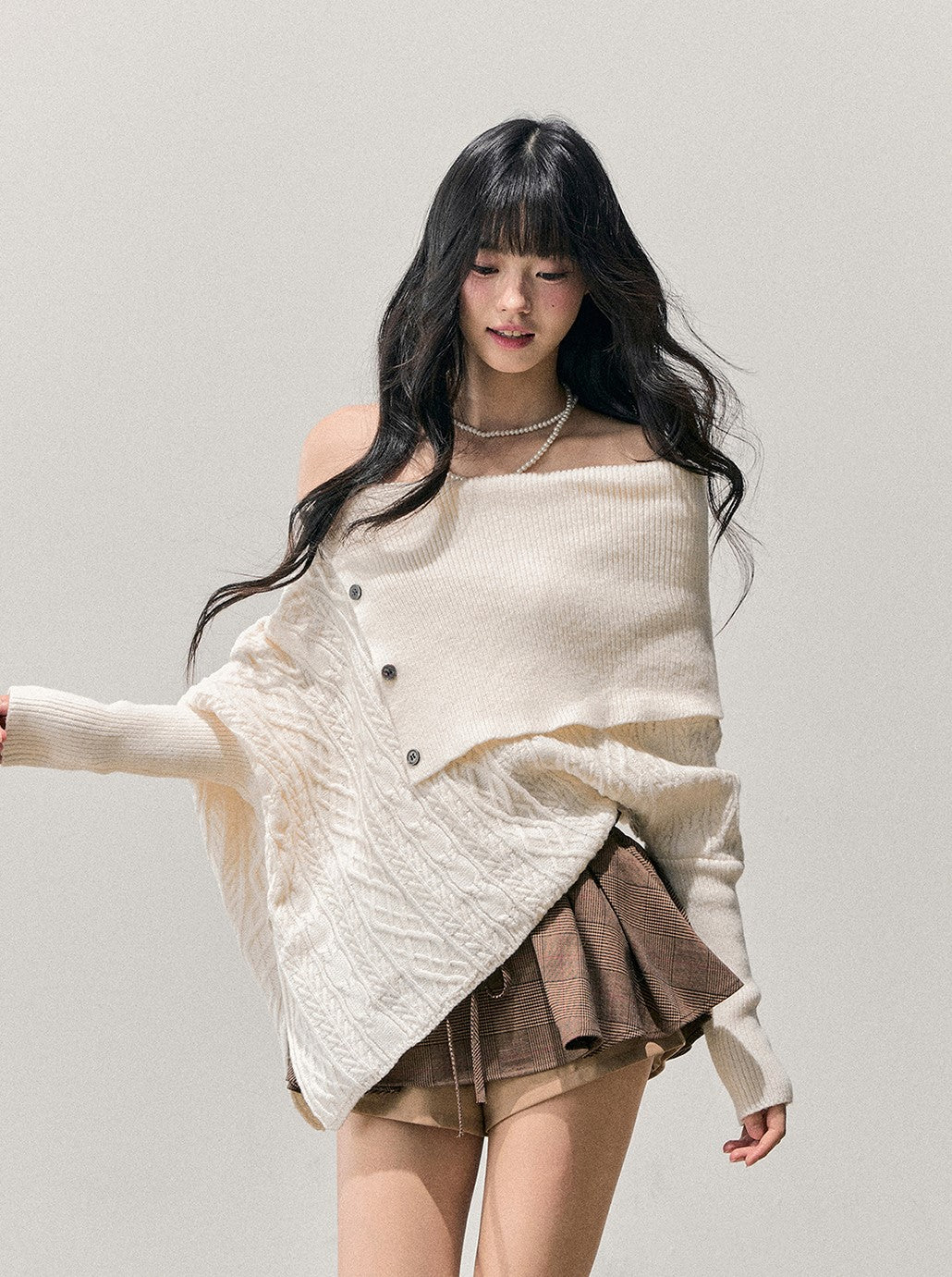 Off-shoulder Irregular Sweater DIA0721