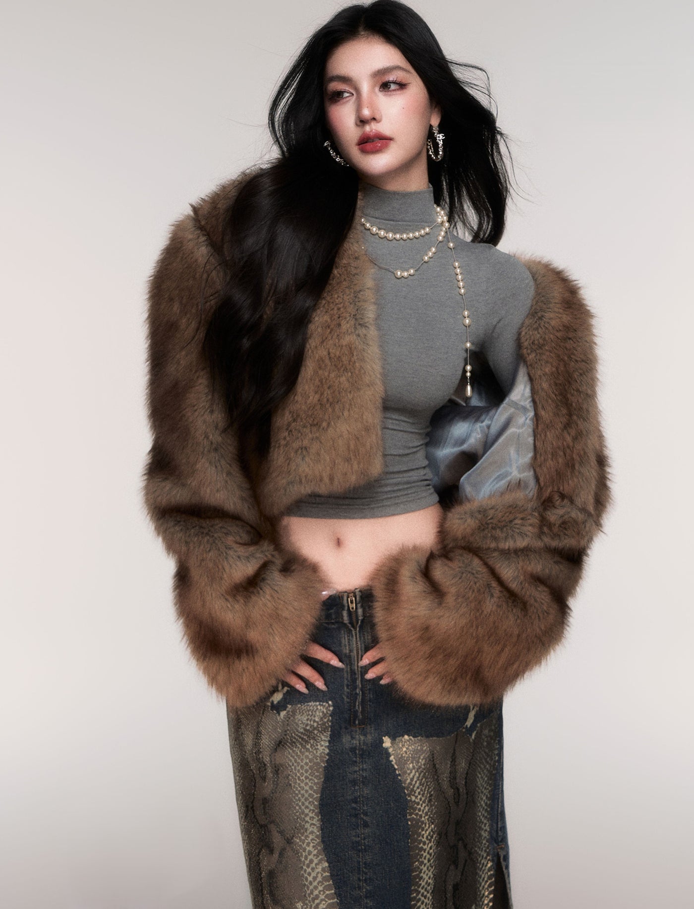 Short Eco-Friendly Fur Coat LUL0210
