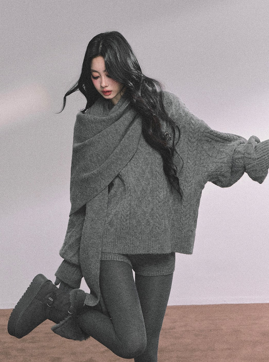 Cable Sweater/Scarf/Shorts DIA0621