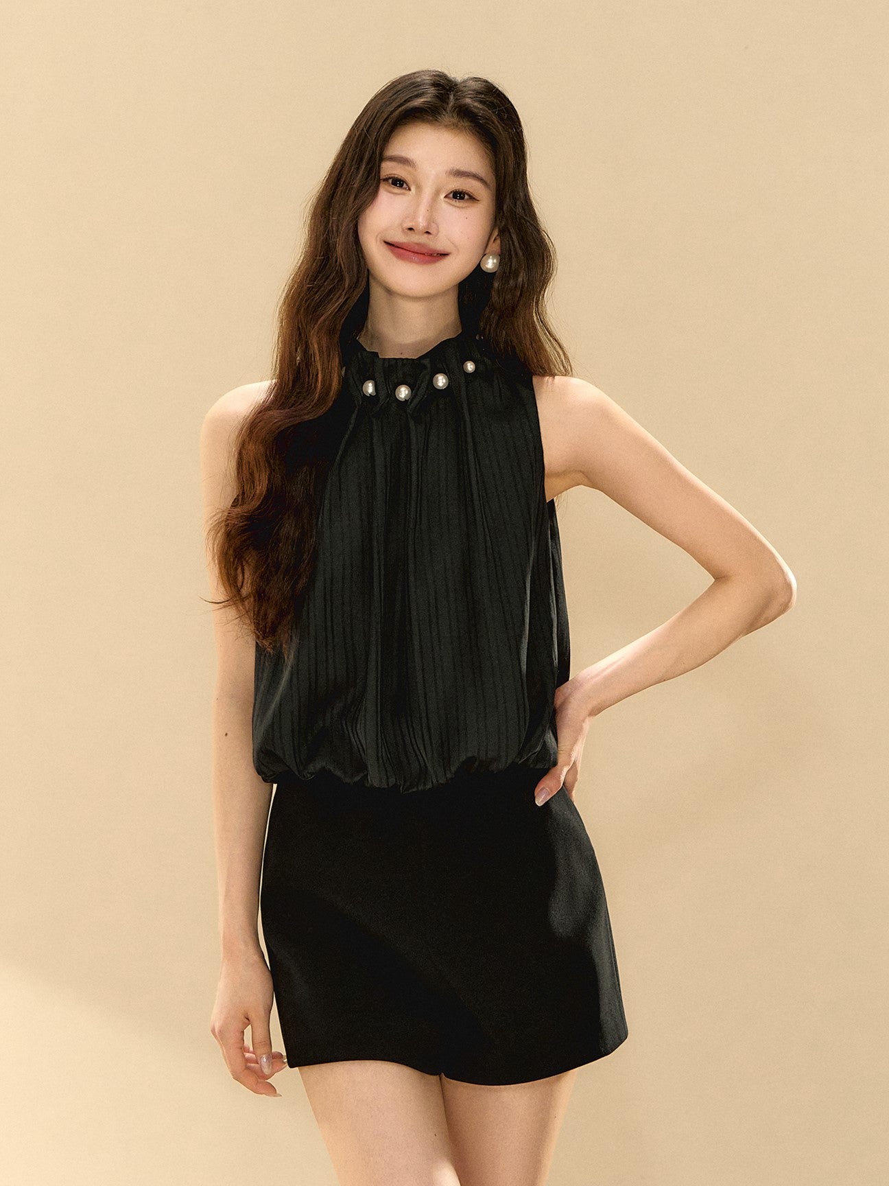 Star Black Sleeveless Jumpsuit OSH0140