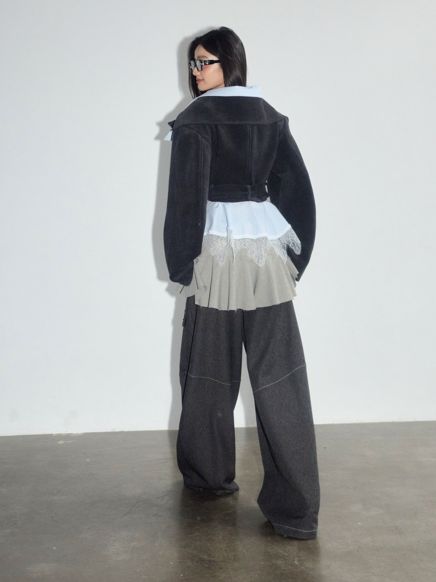 Off-Shoulder Faux Two-Piece Lace Short Jacket JNY0270