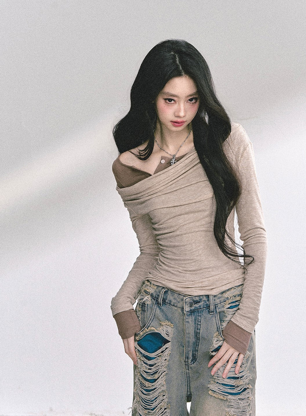 Fake Two-piece Off-shoulder T-shirt DIA0546