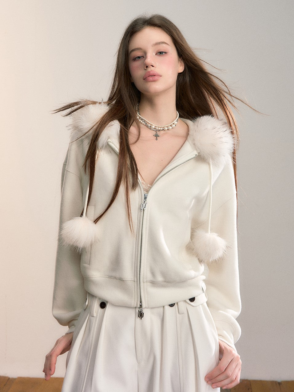 Fleece Pompon Fur Collar Sweatshirt Jacket VIA0355