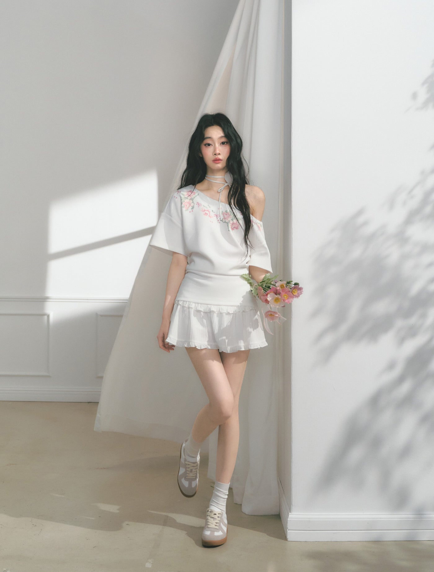 Rose Choker/Lace Short Skirt SAL0169
