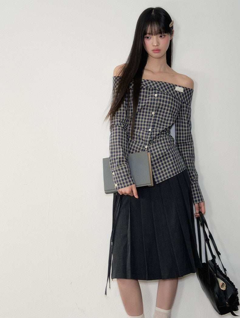 Off-shoulder Long-sleeved Plaid Shirt SOO0023