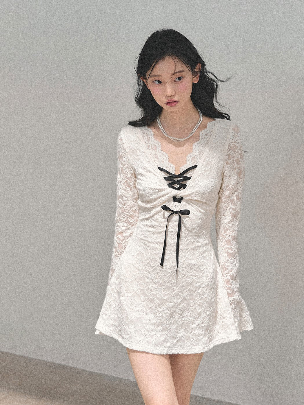V-neck Long-Sleeved Lace Dress DIA0727