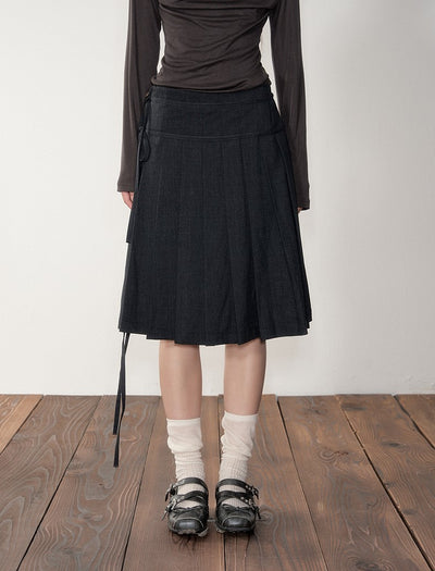Dark Grey Preppy Style Pleated Skirt SOO0020