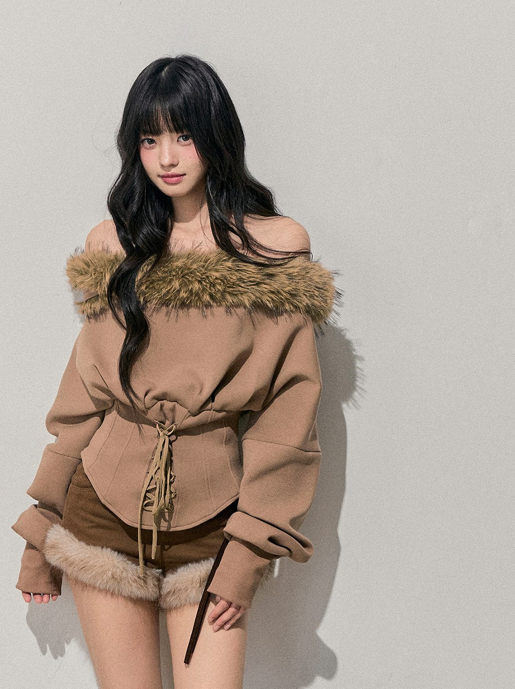 Fur Off-Shoulder Lace-up Waist T-Shirt DIA0744