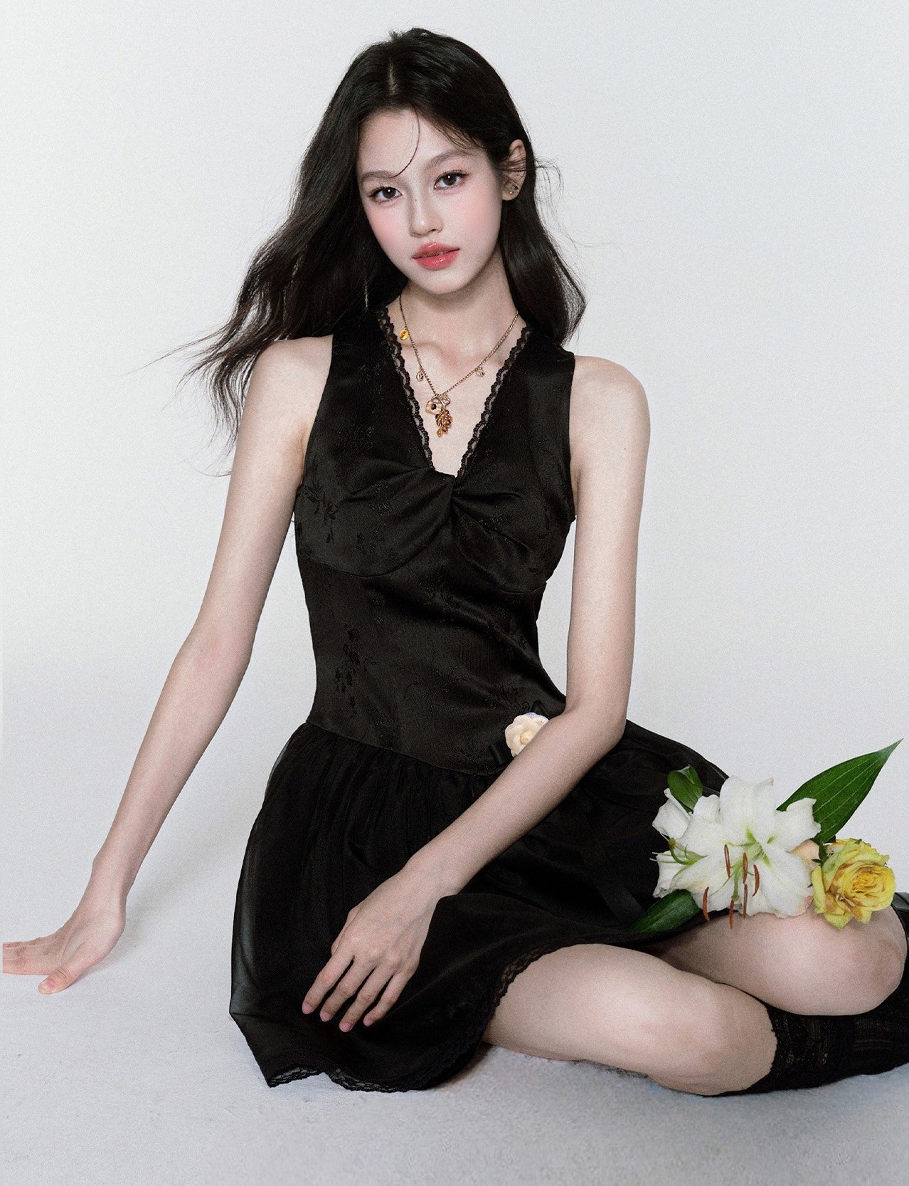 Black Elegant V-neck Dress FRA0377