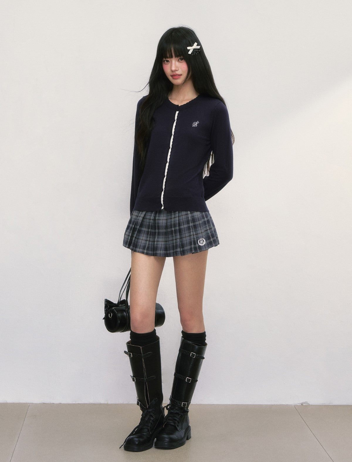 Contrast Color Knitted Cardigan WEE0044