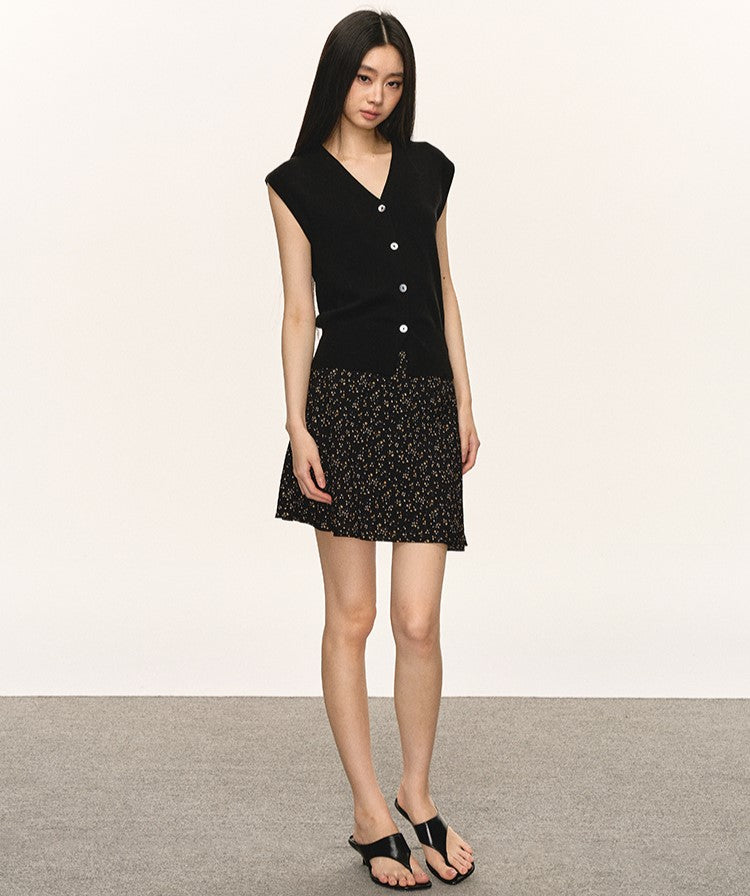 Black Knitted V-neck Vest Cardigan ANA0059