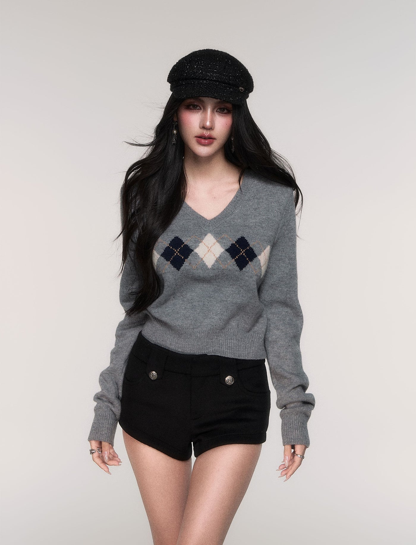 Diamond Pattern V-Neck Sweater LUL0200