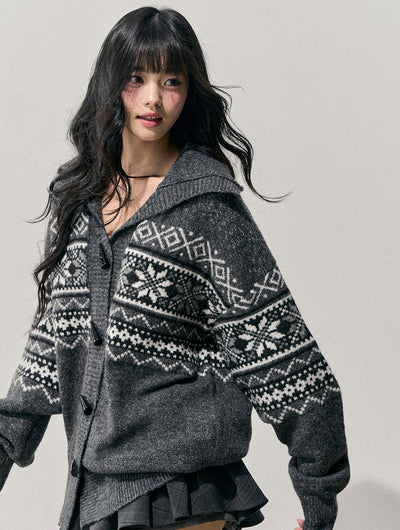 Horn Button Nordic Pattern Cardigan DIA0761
