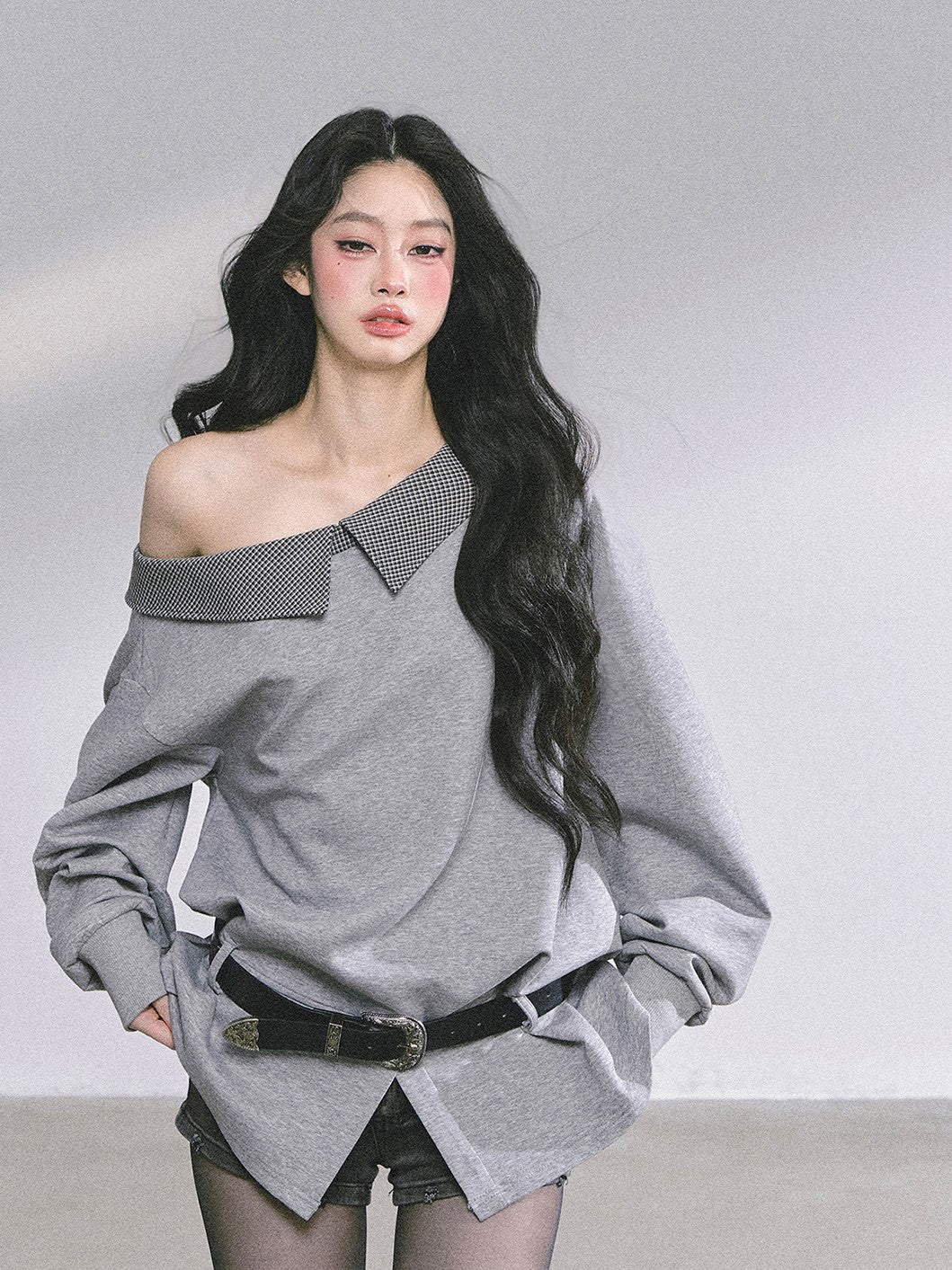 Oblique Shoulder Plaid Sweatshirt DIA0585
