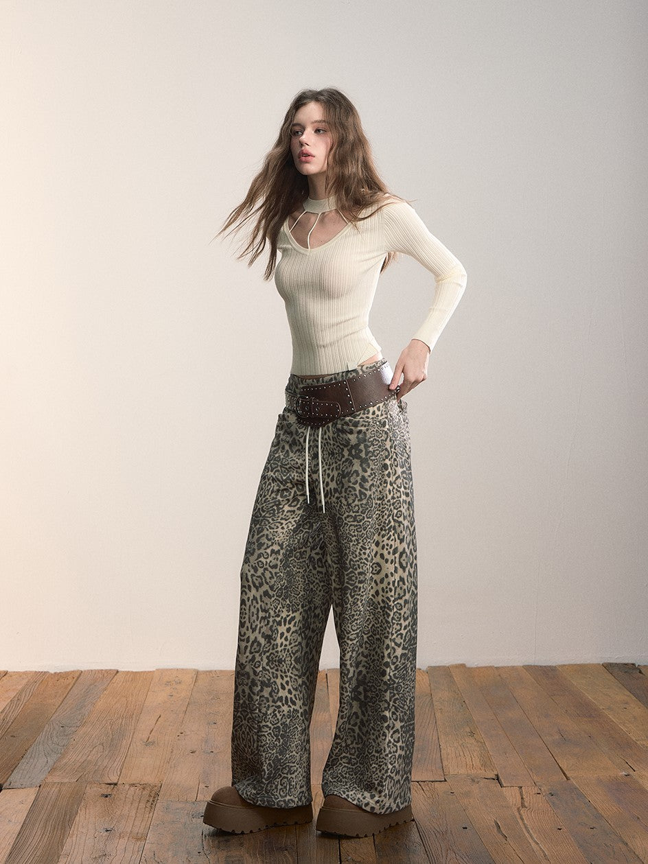 Choker Neck Slim-fit Sweater VIA0366