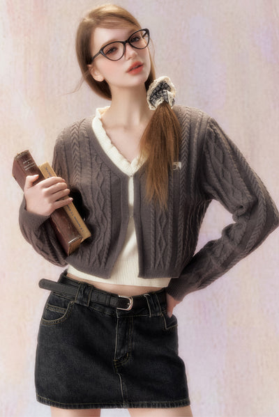 Fake Two-piece Cable Sweater SPE0029