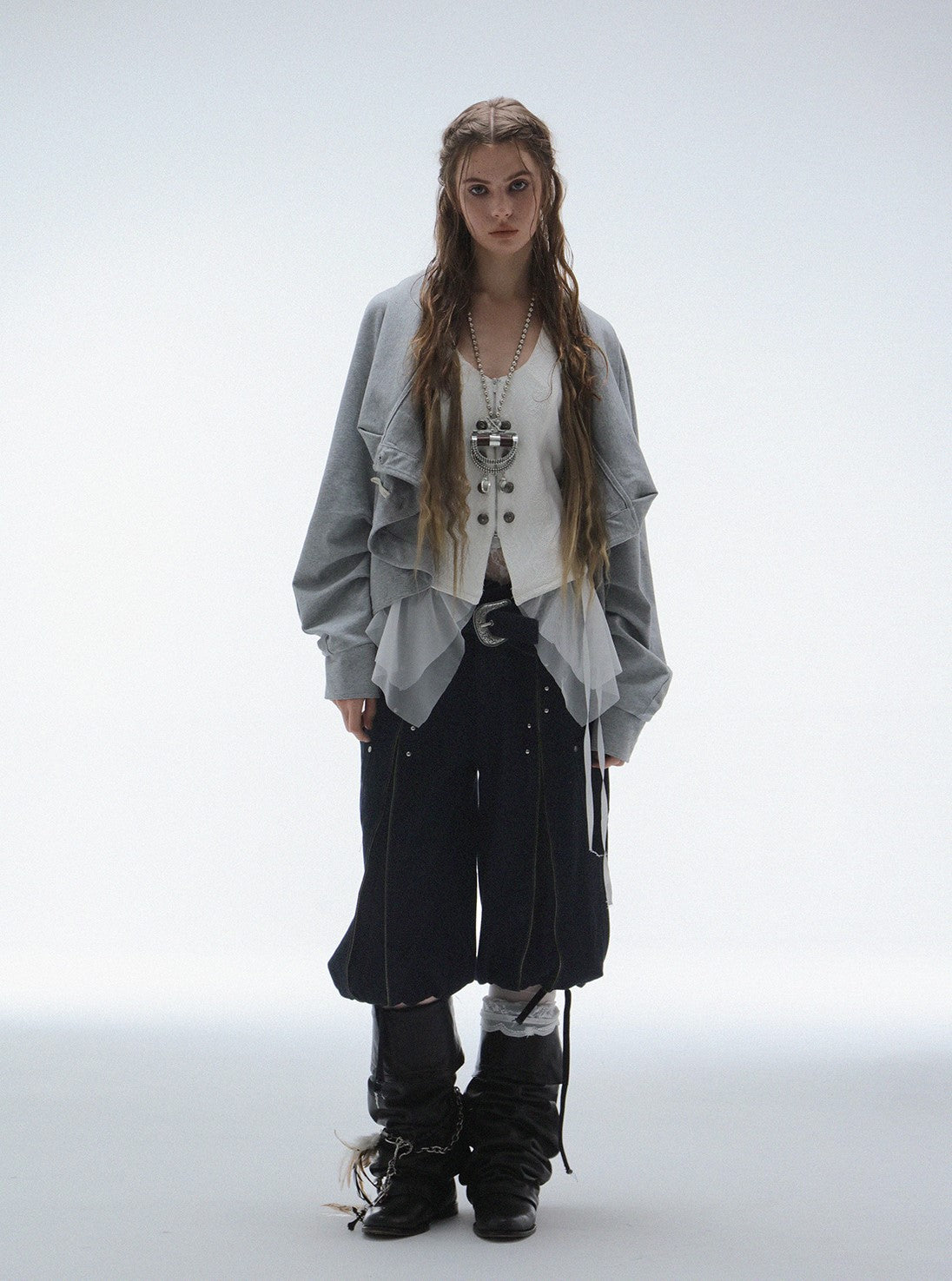 Large Pockets Cropped Pants DOU0125