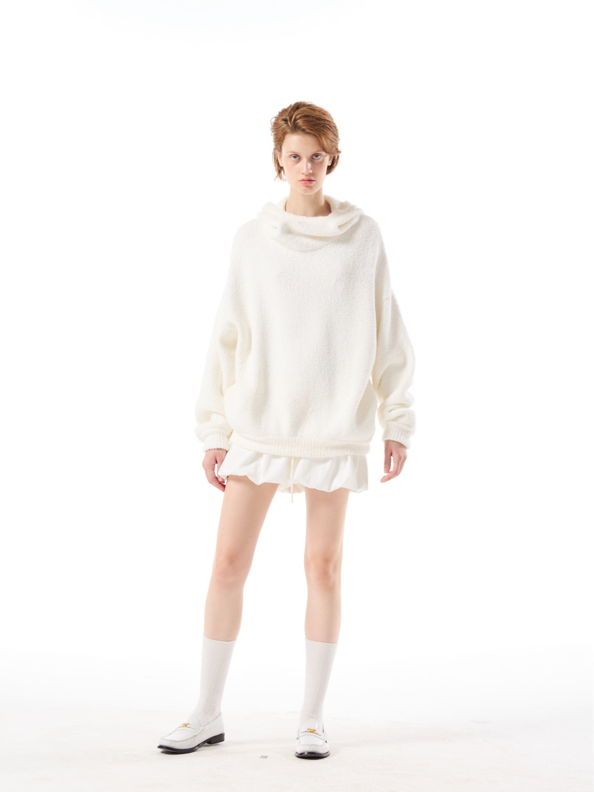 Loose Turtleneck Hooded Knit AOA0041