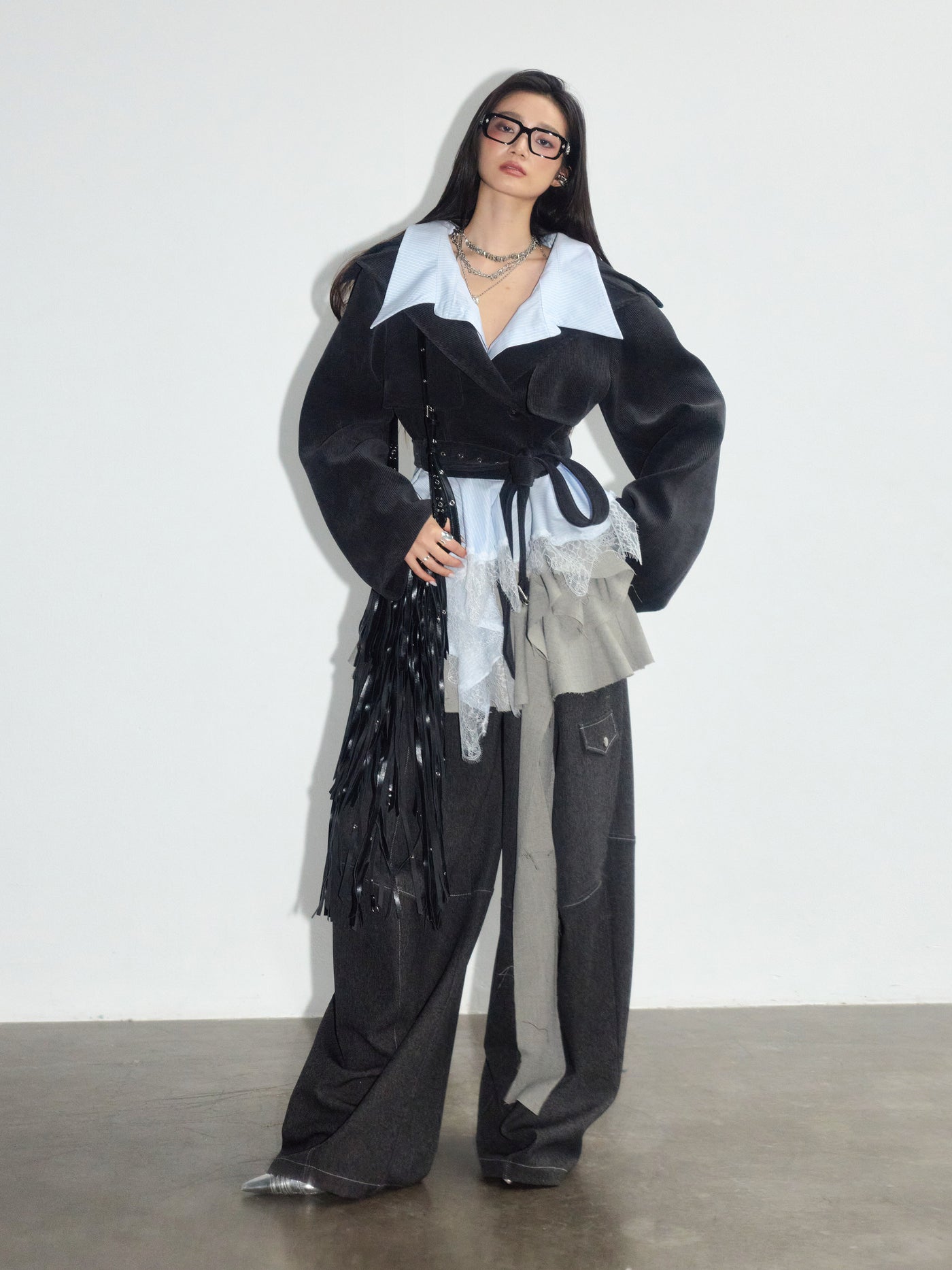 Off-Shoulder Faux Two-Piece Lace Short Jacket JNY0270