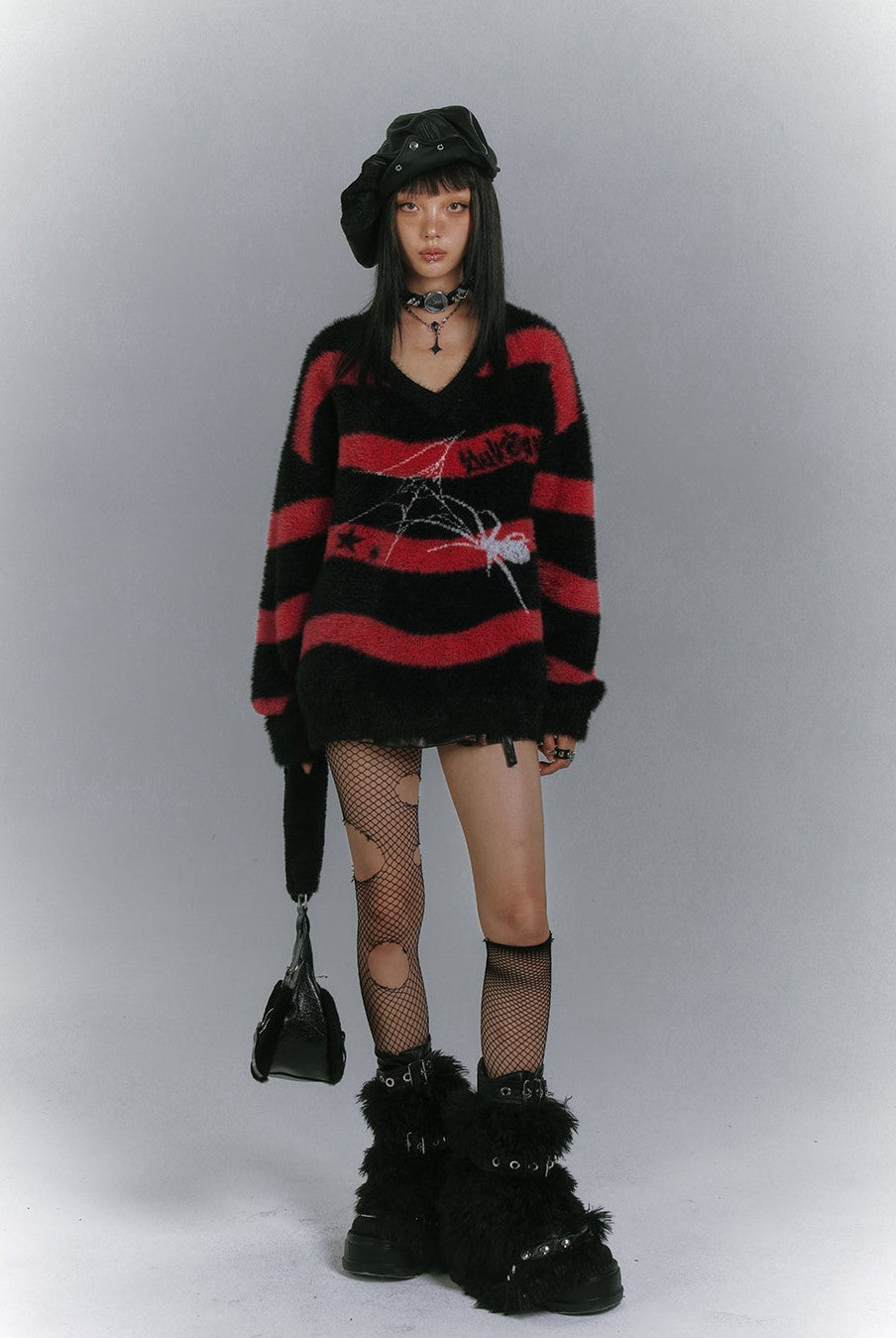 V-neck Spider Loose Striped Sweater KIN0147