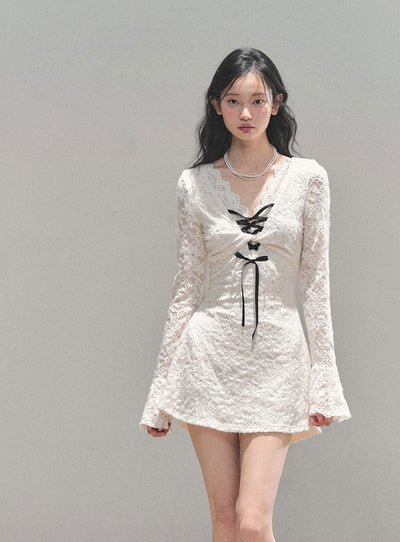 V-neck Long-Sleeved Lace Dress DIA0727