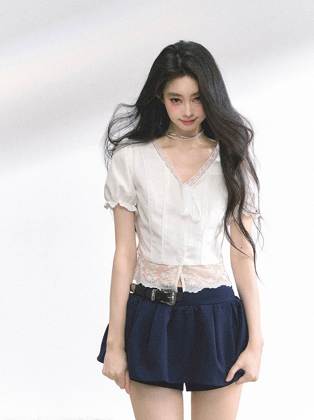 Lace V-neck Puff Sleeve Shirt DIA0521